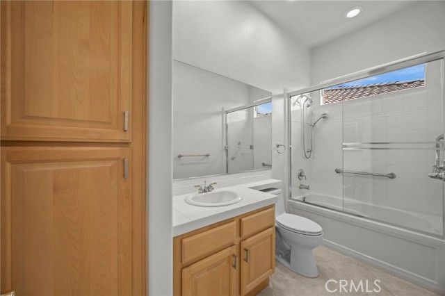 9116 Pinyon Point Court, Corona, CA 92883