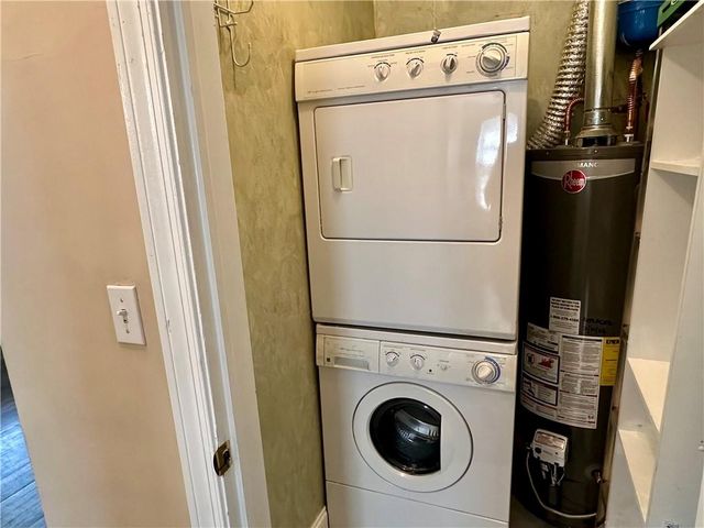 592 Scott Circle, Decatur, GA 30033