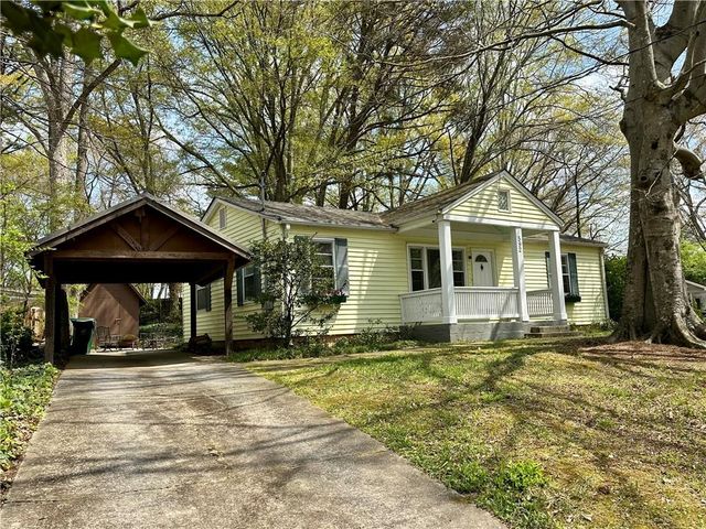 592 Scott Circle, Decatur, GA 30033