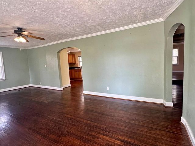 592 Scott Circle, Decatur, GA 30033