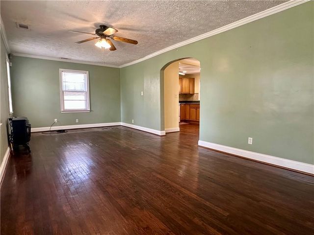 592 Scott Circle, Decatur, GA 30033