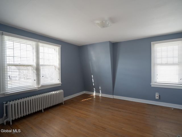 1 McLeod Road, Troy, NY 12180