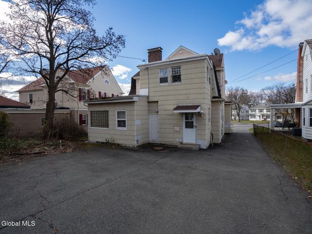 1 McLeod Road, Troy, NY 12180