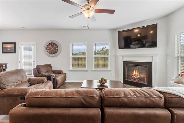 147 Madison Bend, Woodstock, GA 30188