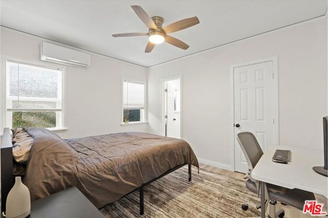 5718 Linden Avenue, Long Beach, CA 90805