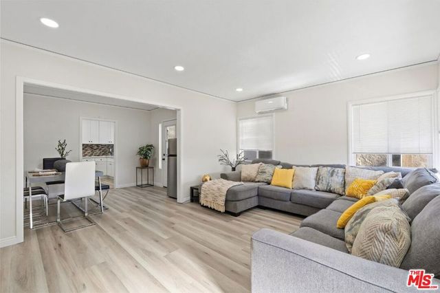 5718 Linden Avenue, Long Beach, CA 90805