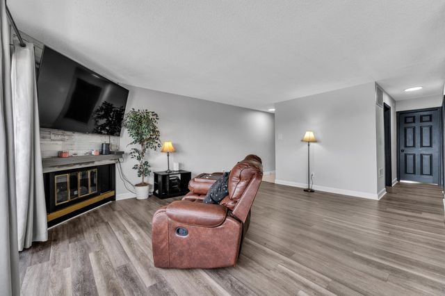 1730 Grove Road B-307, Ypsilanti, MI 48198
