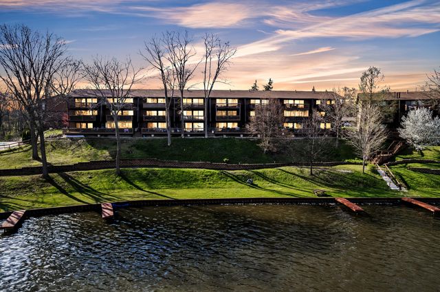 1730 Grove Road B-307, Ypsilanti, MI 48198