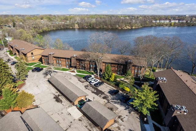 1730 Grove Road B-307, Ypsilanti, MI 48198