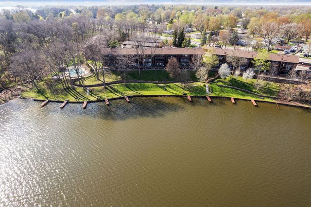 1730 Grove Road B-307, Ypsilanti, MI 48198