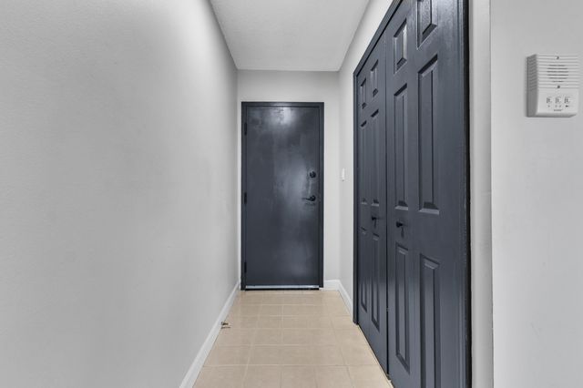 1730 Grove Road B-307, Ypsilanti, MI 48198