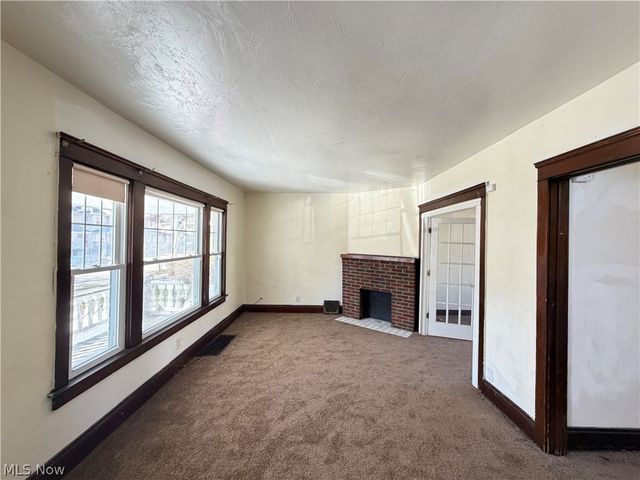 9711 Parmelee Avenue, Cleveland, OH 44108