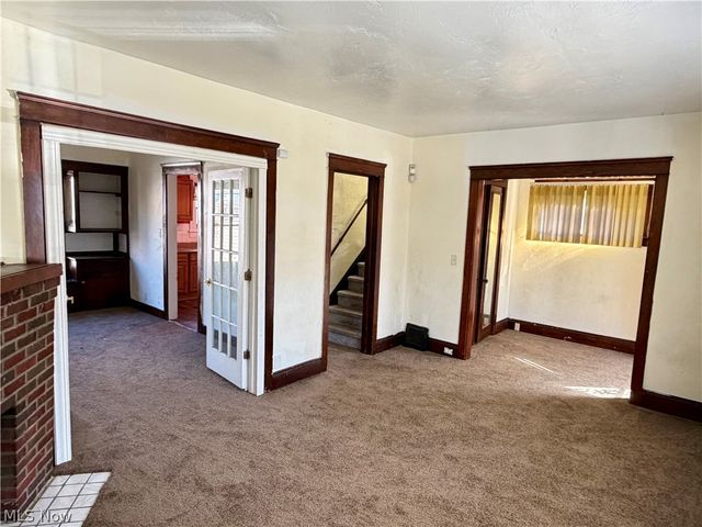 9711 Parmelee Avenue, Cleveland, OH 44108