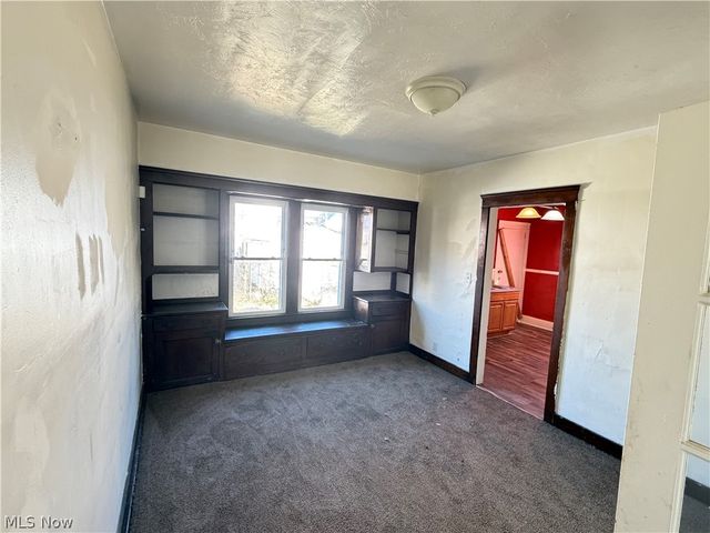 9711 Parmelee Avenue, Cleveland, OH 44108