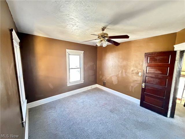 9711 Parmelee Avenue, Cleveland, OH 44108