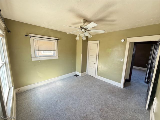 9711 Parmelee Avenue, Cleveland, OH 44108