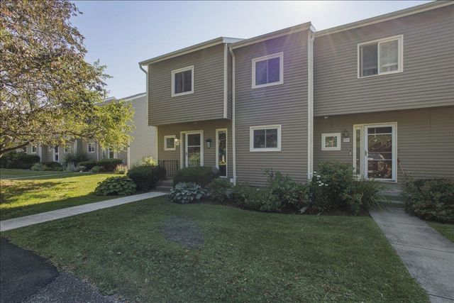 E11 Stonehedge Drive, South Burlington, VT 05403