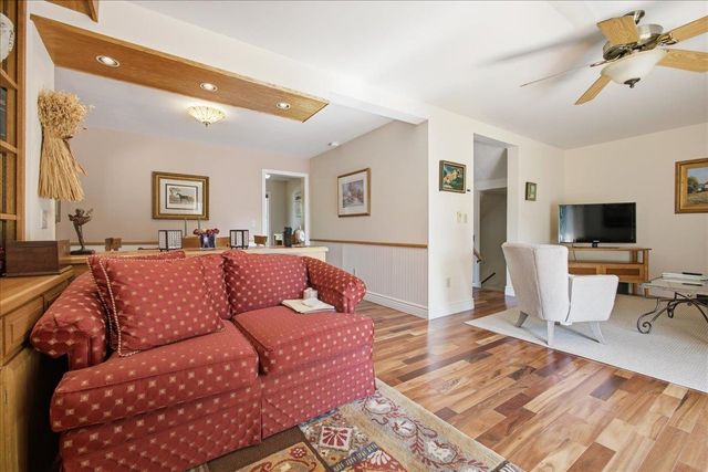 E11 Stonehedge Drive, South Burlington, VT 05403