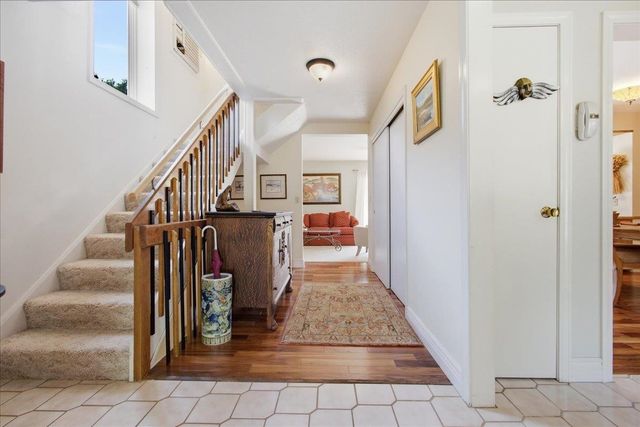 E11 Stonehedge Drive, South Burlington, VT 05403