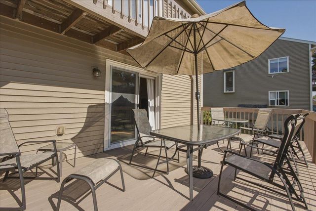 E11 Stonehedge Drive, South Burlington, VT 05403