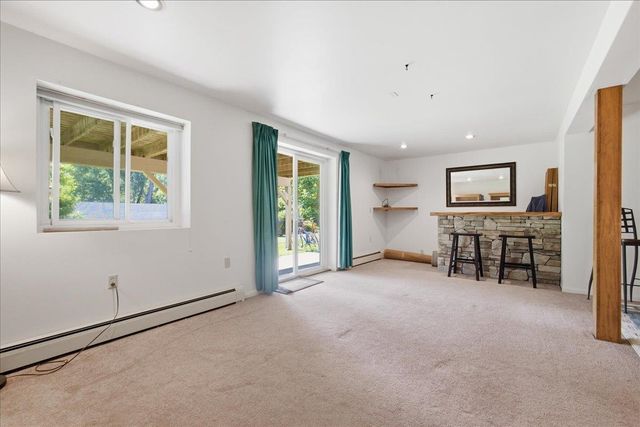 E11 Stonehedge Drive, South Burlington, VT 05403