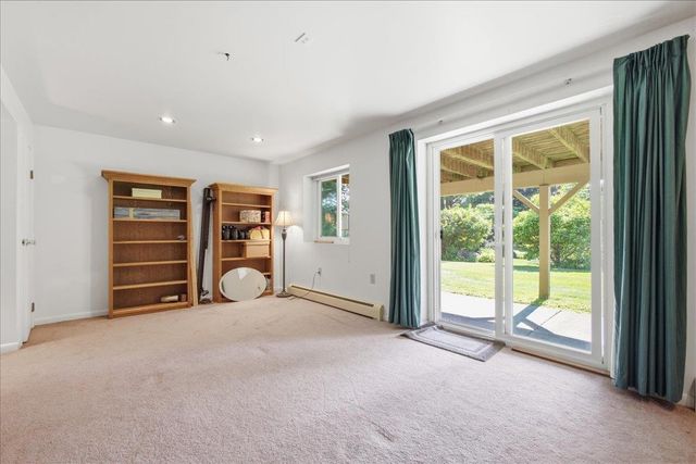E11 Stonehedge Drive, South Burlington, VT 05403
