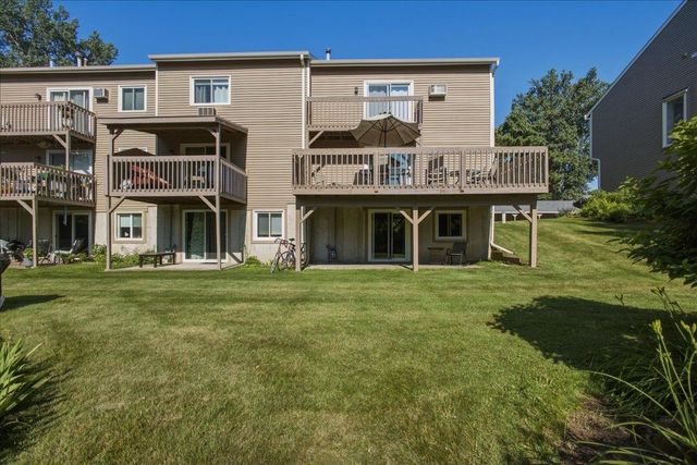 E11 Stonehedge Drive, South Burlington, VT 05403