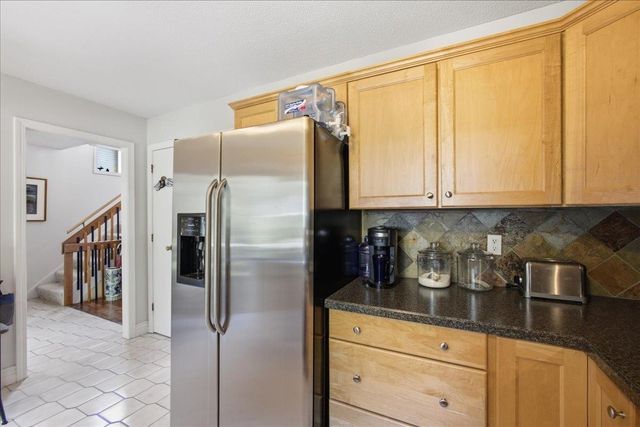 E11 Stonehedge Drive, South Burlington, VT 05403