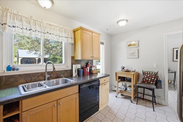 E11 Stonehedge Drive, South Burlington, VT 05403