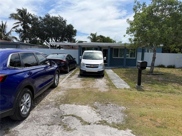 12455 W Randall Park Dr, Miami, FL 33167