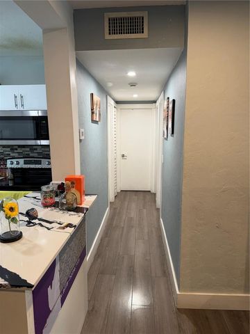 12455 W Randall Park Dr, Miami, FL 33167