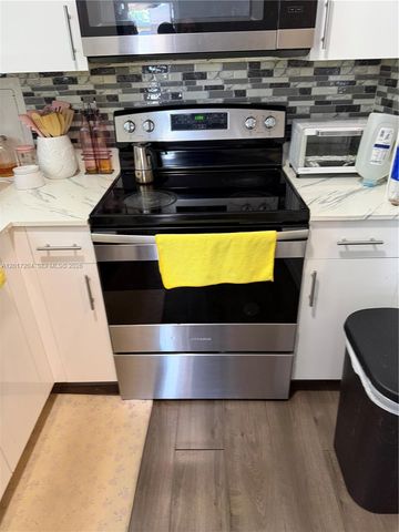 12455 W Randall Park Dr, Miami, FL 33167