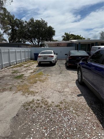 12455 W Randall Park Dr, Miami, FL 33167