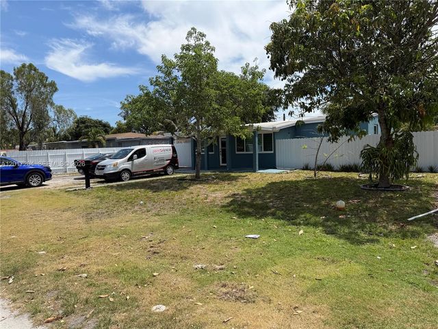 12455 W Randall Park Dr, Miami, FL 33167