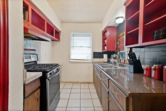 1258 Hidden Valley Drive, Dallas, TX 75241
