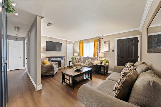 1258 Hidden Valley Drive, Dallas, TX 75241