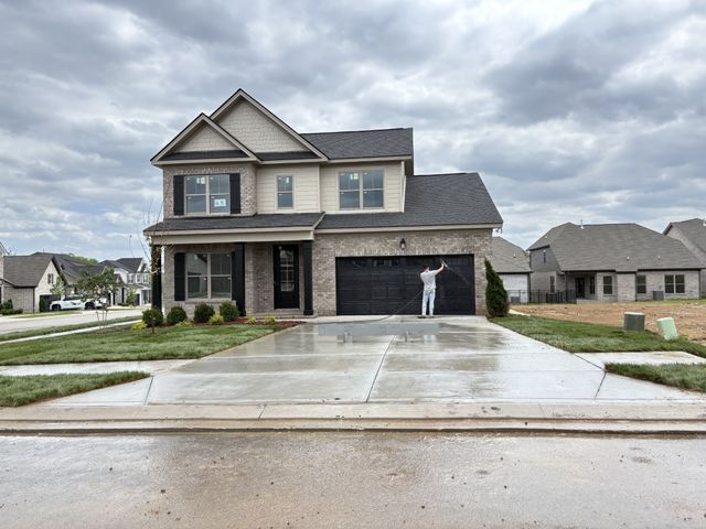 101 Turf Way Street, Gallatin, TN 37066