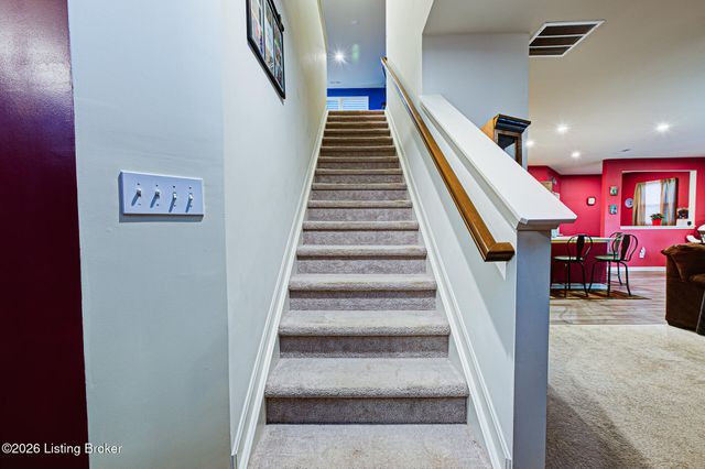 3718 Creekstone Bluff Blvd, La Grange, KY 40031