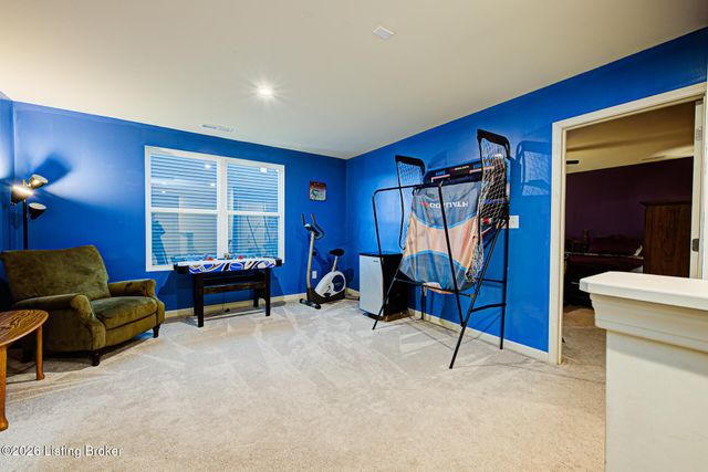 3718 Creekstone Bluff Blvd, La Grange, KY 40031