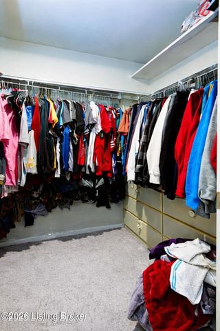 3718 Creekstone Bluff Blvd, La Grange, KY 40031