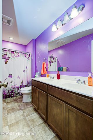 3718 Creekstone Bluff Blvd, La Grange, KY 40031