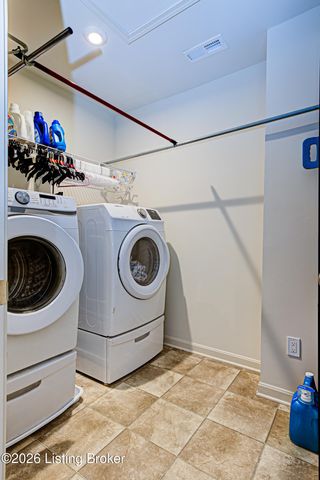 3718 Creekstone Bluff Blvd, La Grange, KY 40031