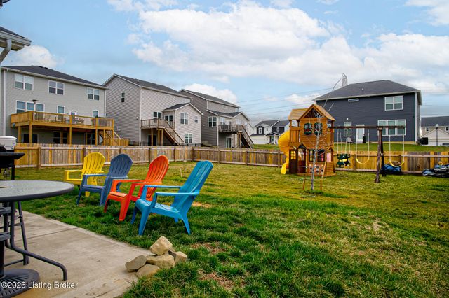 3718 Creekstone Bluff Blvd, La Grange, KY 40031