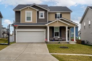 3718 Creekstone Bluff Blvd, La Grange, KY 40031