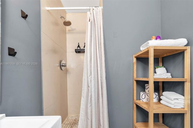 500 14th St 101, Miami Beach, FL 33139