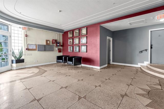 500 14th St 101, Miami Beach, FL 33139