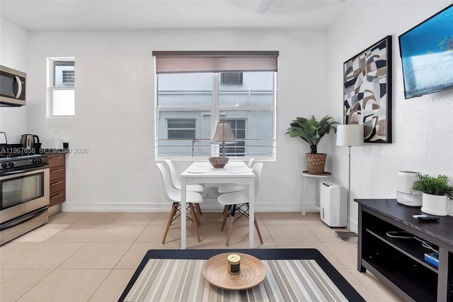 500 14th St 101, Miami Beach, FL 33139