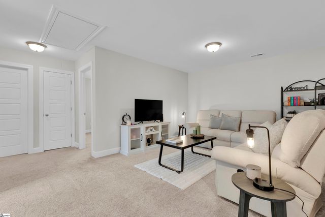 311 Hollenbeck Place, Greenville, SC 29607