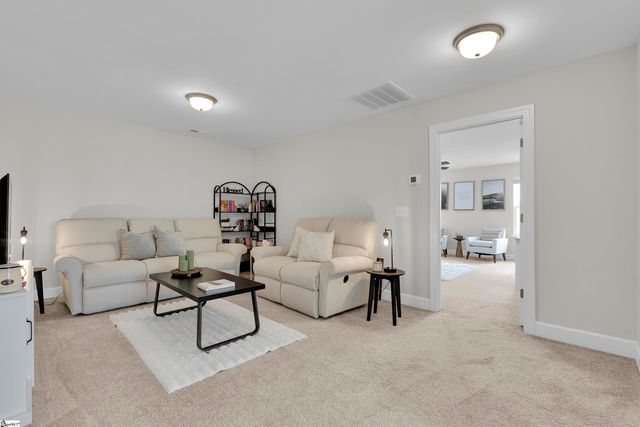 311 Hollenbeck Place, Greenville, SC 29607