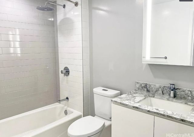 987 Queen Street 2908, Honolulu, HI 96814